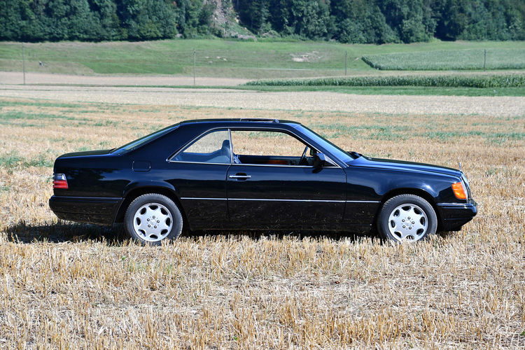 Mercedes Benz 300 CE