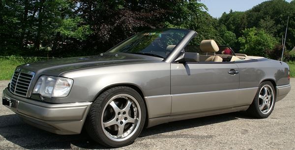 Mercedes Benz E320-Cabriolet